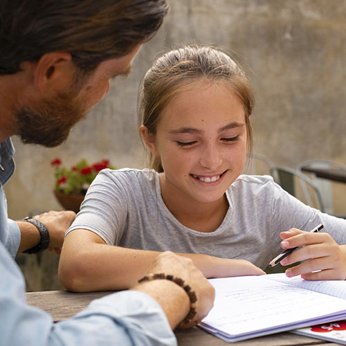 clases de apoyo escolar de inglés con English at Home